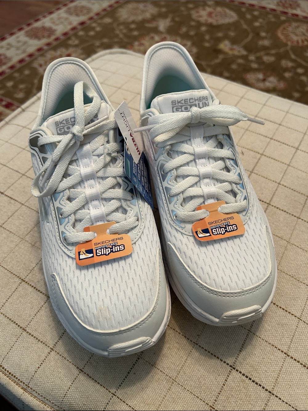 Skechers Mesh Lace-Up Slip-In Sneakers/New without box